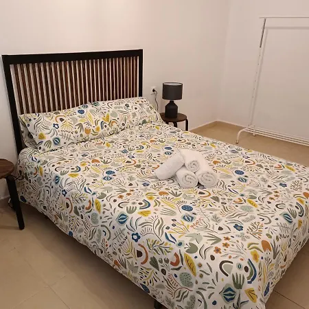 Bajo En Mentidero Apartment